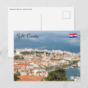 Carte Postale Vue aérienne du front de mer de la ville divisée,