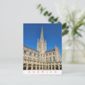 Carte postale vue cathédrale de Norwich (Debout devant)
