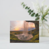 Carte Postale Vue de la cascade Islande Seljalandsfoss (Debout devant)