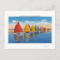 Vue de la flotte de bateaux à voile arc-en-ciel