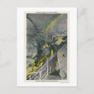 Carte Postale Vue de la pagode chinoise dans le temple de Titan