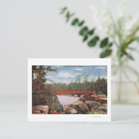 Carte Postale Vue d'un pont vers les îles Trois Soeurs (Debout devant)