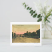 Carte Postale Vue d'une Ford Model-T sur le boulevard (Debout devant)
