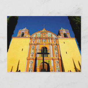 Carte Postale Vue En Basse Angle De L'Église Ornat Jaune
