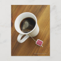 Vue en grand angle d'une tasse de thé