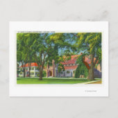 Carte Postale Vue extérieure de l'église Saint-Marc et du presby (Devant)