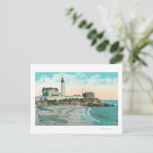 Carte Postale Vue extérieure du phare de Pigeon Point (Debout devant)