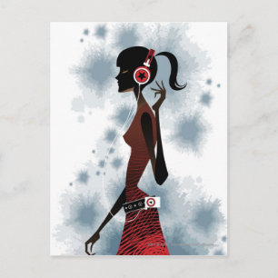 Carte Postale Vue latérale de la femme écoutant de la musique