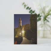 Carte Postale Vue nocturne de l'église à la tombée de la nuit, P (Debout devant)