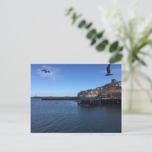 Carte Postale Vue sur Whitby Harbour, Whitby, North Yorks. (Debout devant)