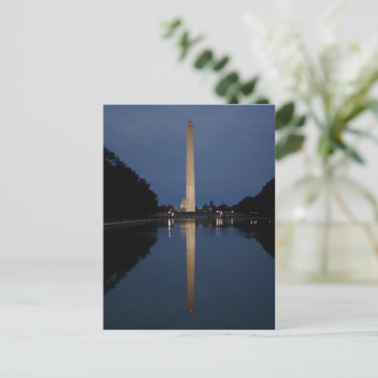 Carte postale Washington Monument (Debout devant)