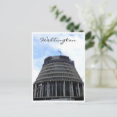 Carte Postale wellington beehive nz (Debout devant)