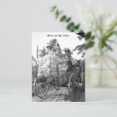 Carte postale We're on the Move (Debout devant)