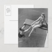 Carte Postale Woman on diving board (Devant / Derrière)
