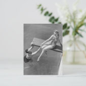 Carte Postale Woman on diving board (Debout devant)