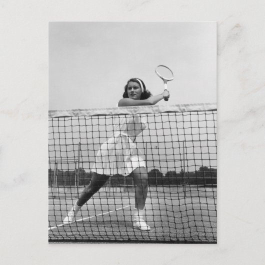 Carte Postale Woman playing tennis (Devant)