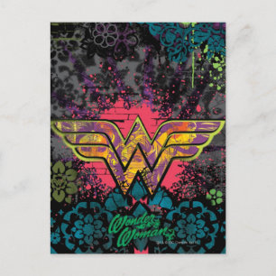 Carte Postale Wonder Woman Brick Wall Collage
