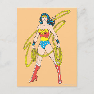 Carte Postale Wonder Woman détient Lasso 5
