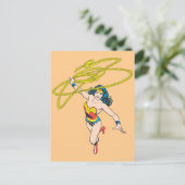 Carte Postale Wonder Woman tient Lasso 2 (Debout devant)