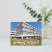 Carte Postale World2Celebrate : Salutations de Dessau! (Debout devant)