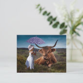 CARTE POSTALE YAK GIRL UMBRELLA FUNNY POSTCROSSING (Debout devant)