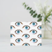 Carte Postale yeux bleus (Debout devant)