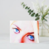 Carte Postale yeux bleus (Debout devant)