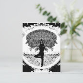 Carte Postale Yoga et arbre de vie (Debout devant)