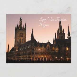 Carte Postale Ypres Cloth Hall, Belgique par nuit