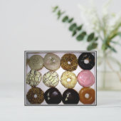 CARTE POSTALE YUMMY DONUTS (Debout devant)