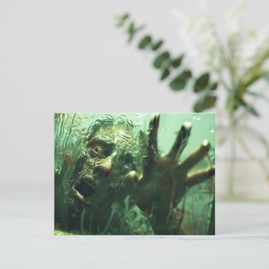 Carte Postale Zombie Dan (Debout devant)