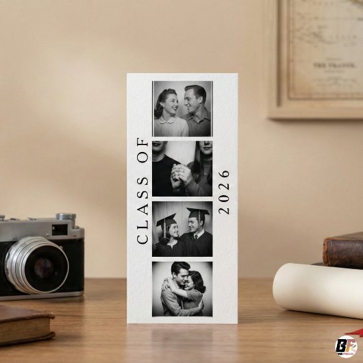 Carte Publicitaire Class of 2026 Retro Photo Booth Strip Graduation