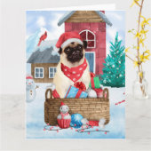 Carte Pug Chien Dans Maison De Noël enneigée (Fleur jaune)