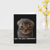 Carte Puis-je être votre Saint-Valentin Mème de chat drô (Fleur jaune)