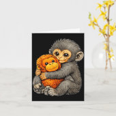 Carte Punch monkey funny cute baby animal hugging plush  (Fleur jaune)