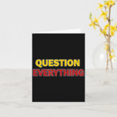Carte Question Everything Bold Tygraphy Graphic  (Fleur jaune)
