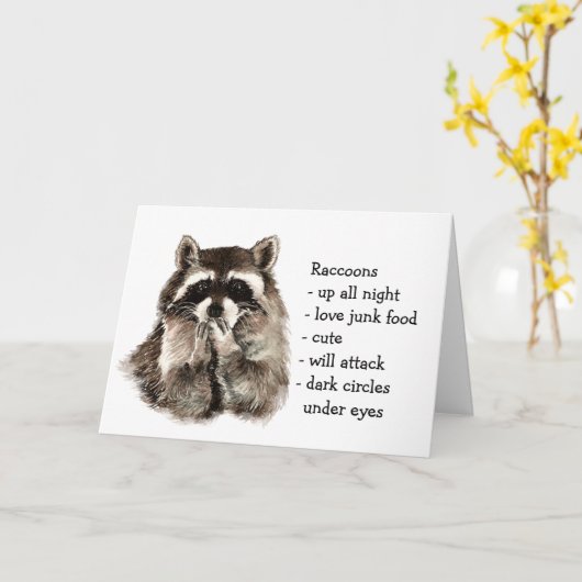 Carte RaccoonTotem, Animal Guide Funny Birthday (Fleur jaune)