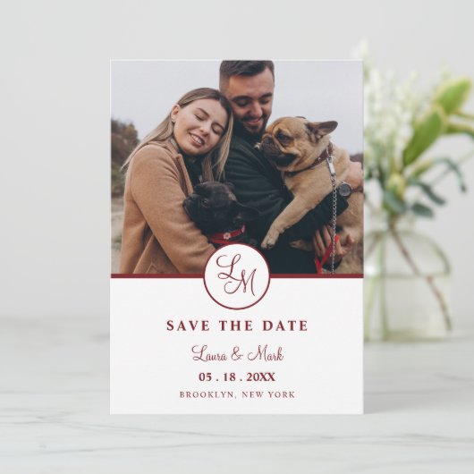 Carte Red Rustic Photo Minimalist Wedding Initials (Debout devant)