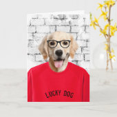 Carte repêcheur d'or à la retraite en t-shirt rouge (Fleur jaune)