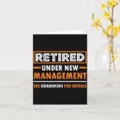 Carte Retired Under New Management Grandkids Funny Retir (Fleur jaune)