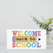 Carte Retour à l'école – Illustration de crayon (Debout devant)