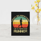 Carte Retro I Don't Do Marathons I Do A Marathon Runner (Fleur jaune)