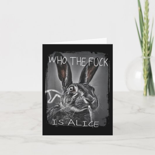 Carte Rétro Qui F_ck Est Alice Funny Rabbit (Devant)