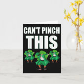 Carte Retro St Patrick's Day Impossible à attraper (Fleur jaune)