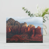 Carte Roche à café nuageux à Sedona Arizona (Debout devant)