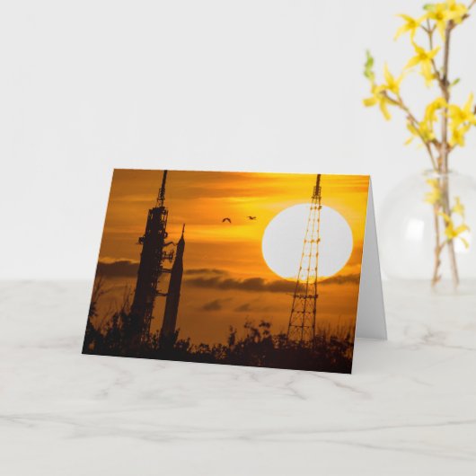 Carte Rocket Artemis Moon à l'aube (Fleur jaune)