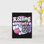 Carte Rolling Into 69 Bowling 69th Birthday (Fleur jaune)