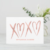 Carte rose balayée moderne de Valentine d'or (Debout devant)