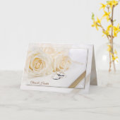 Carte roses mariages et anneaux sur la Bible blanche (Fleur jaune)
