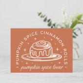 Carte Rouleaux de cannelle à épices citrouilles (Debout devant)